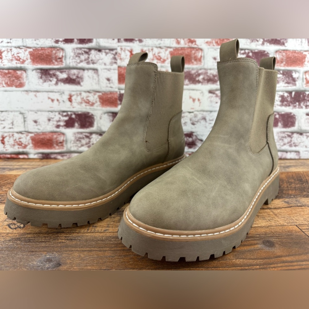 Dolce Vita Chelsea Leigha Lightweight Boots, Women's Size 10, Beige Taupe - Picture 9 of 10